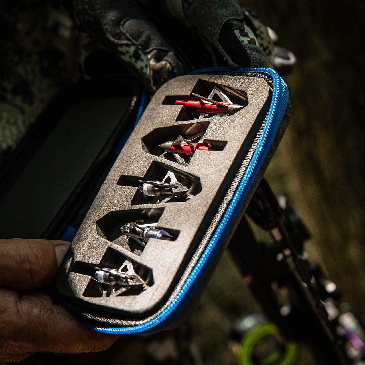 Muzzy Broadhead and Accessory Case